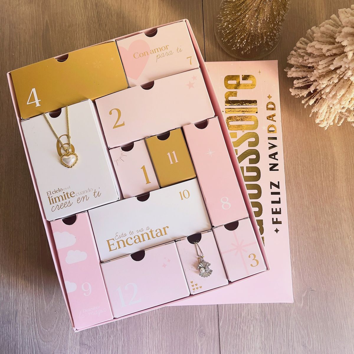calendar box 005